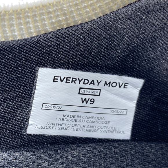 Vessi Everyday Move White Waterproof Sneakers Women's Size 9 Knit Shoes - Picture 8 of 8